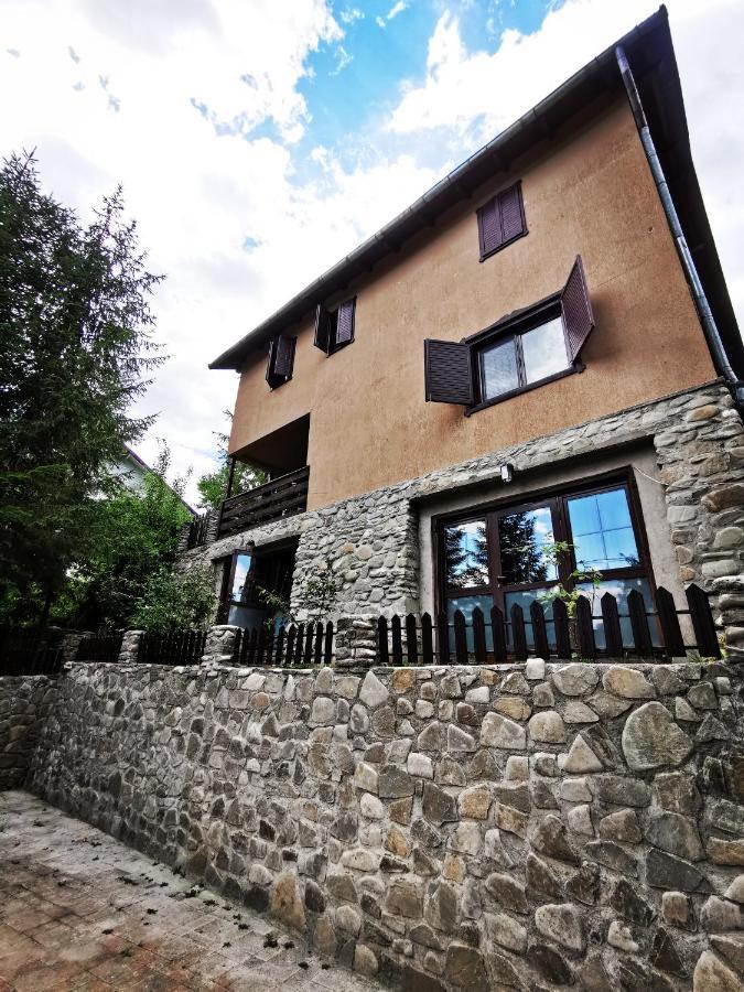 Cabana Brazilor Câmpina Exterior foto