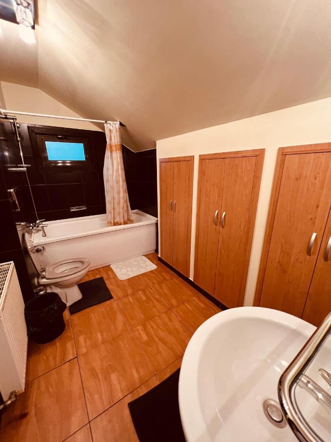 Cabana Brazilor Câmpina Exterior foto